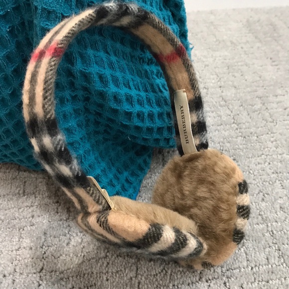Burberry Accessories - Burberry ear muffs